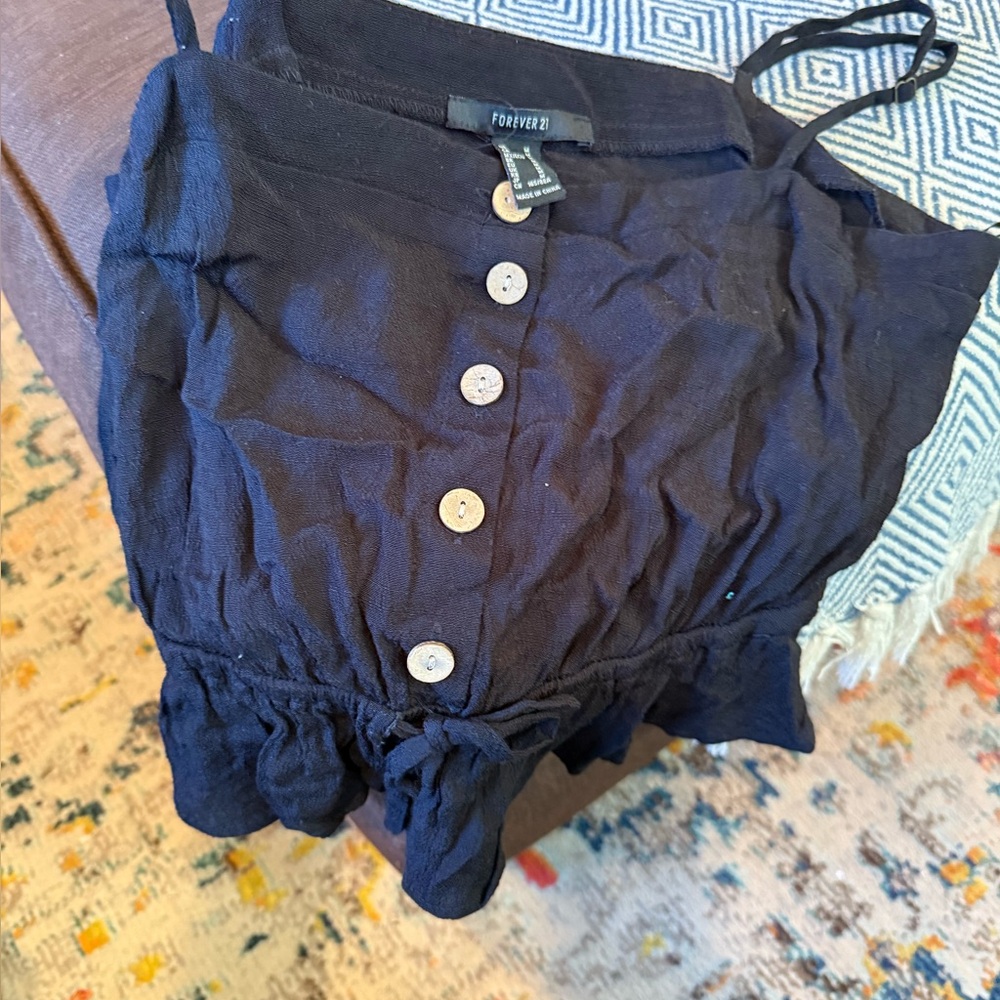 Forever 21 Black Button-Up Crop Top